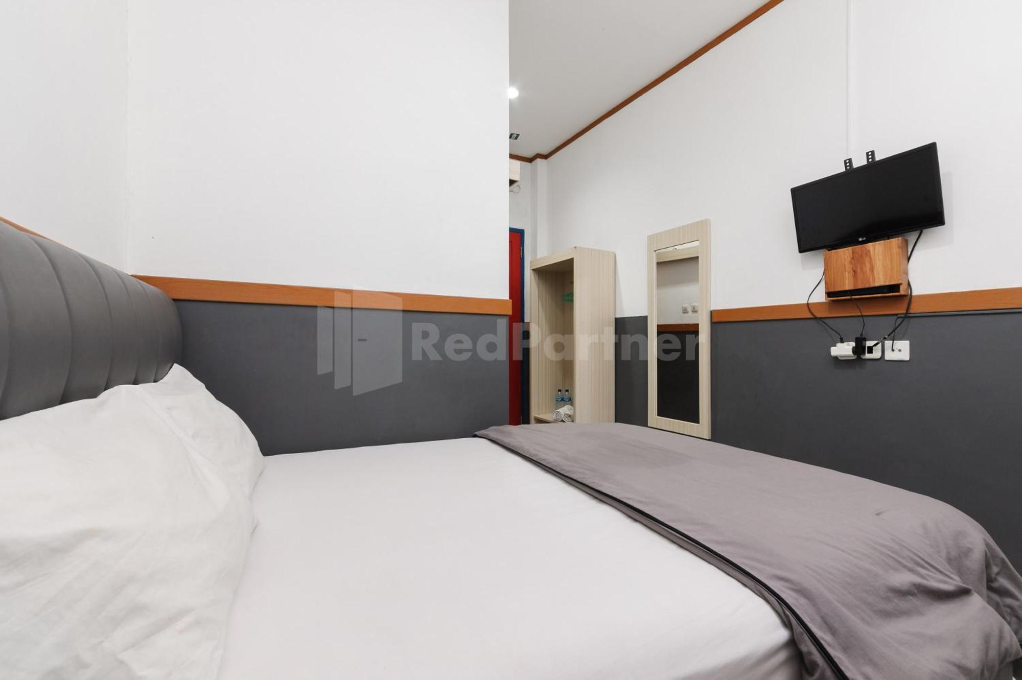 Ian Hotel Jaksa Mitra Reddoorz 雅加达 外观 照片