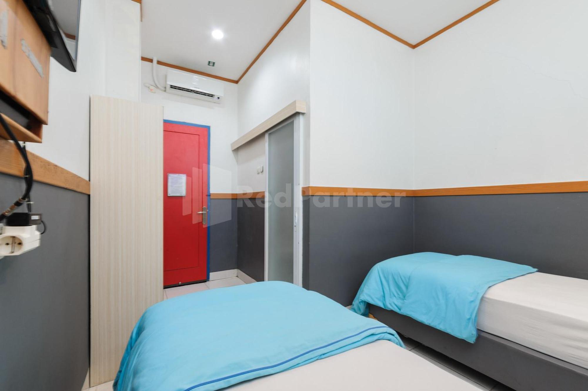 Ian Hotel Jaksa Mitra Reddoorz 雅加达 外观 照片